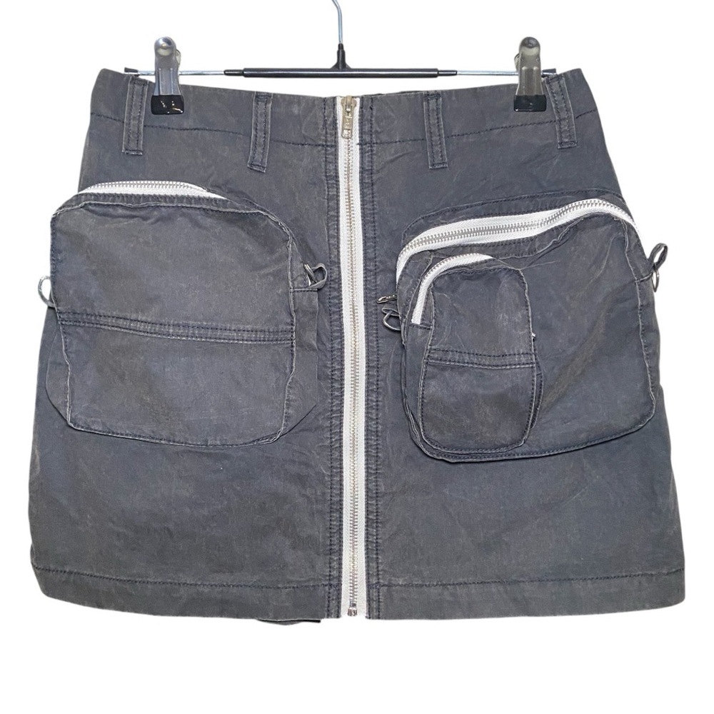 POL Cargo Pocket Y2K Festival Mini Skirt Distressed Black Zip Front  Medium